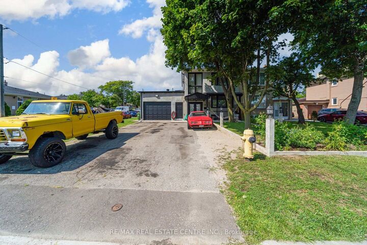 22 Neames Crescent — photo 1