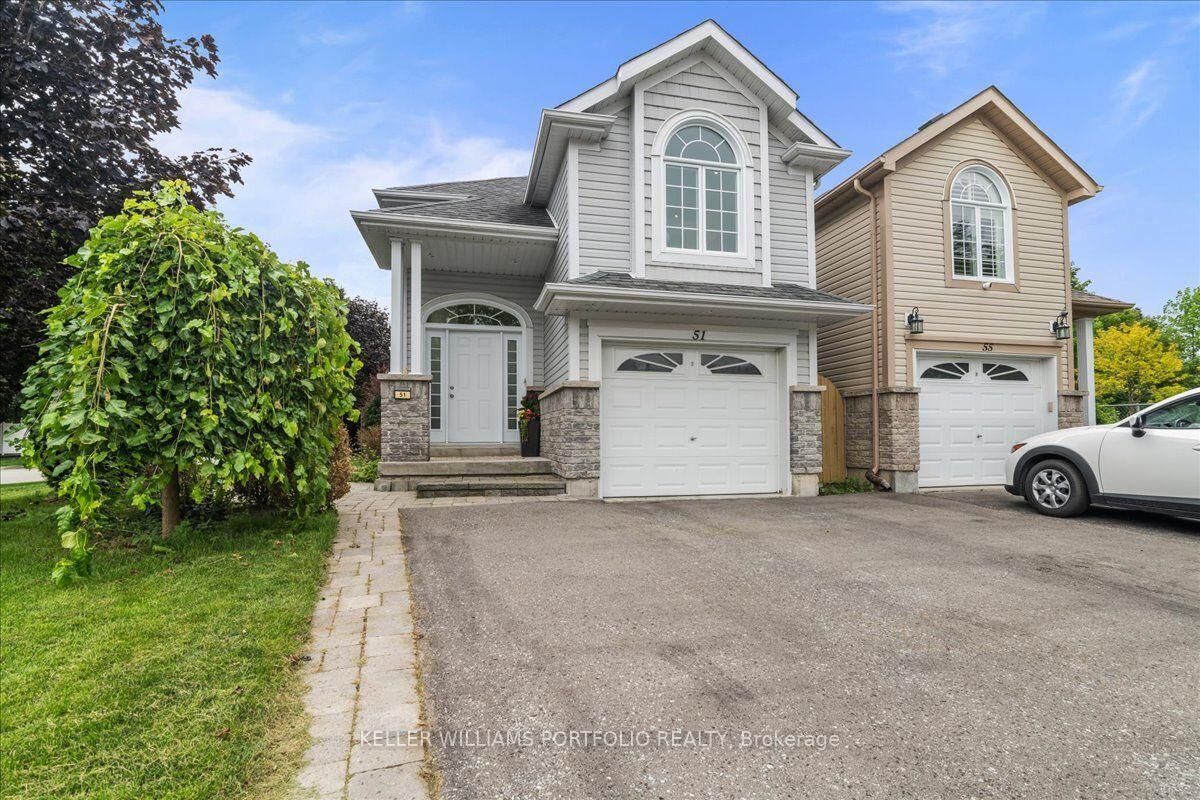 Property Photo: 51 Squire Fletcher Drive ON L1C 5H8