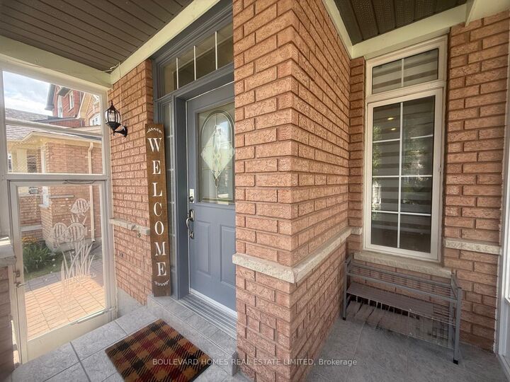 Property Photo: 20 Russell Hill Road ON L6C 2L8