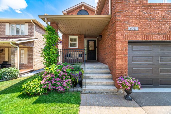 Property Photo: 5612 Shillington Drive ON L5R 3N4