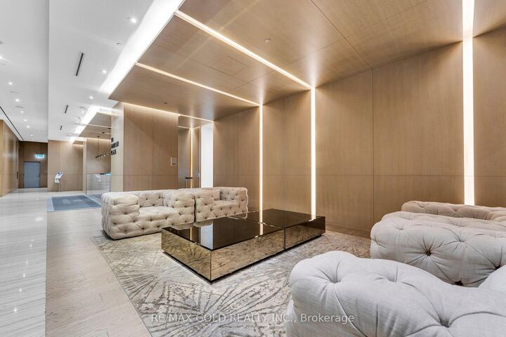 Property Photo: 100 Harbour Street 1202 ON M5J 0B5