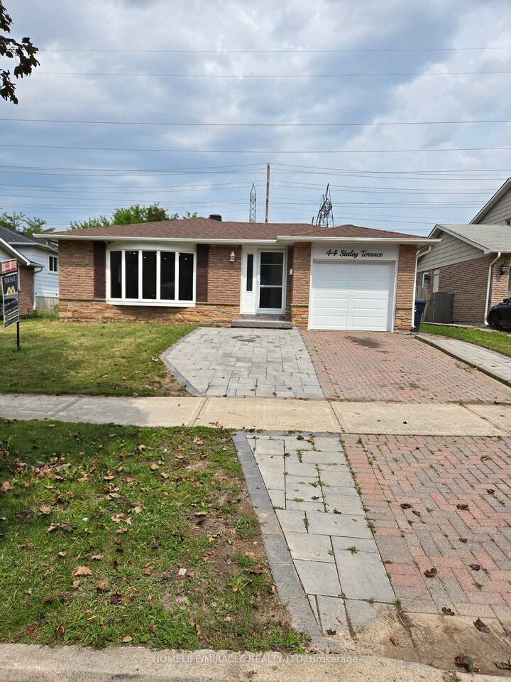 44 Staley Terrace — photo 1