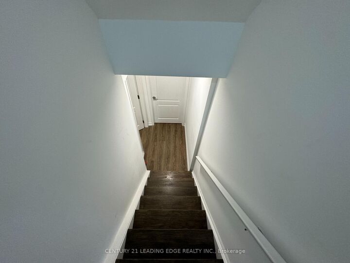 Property Photo:  97 Revelstoke Crescent Basement  ON L4B 4T4 