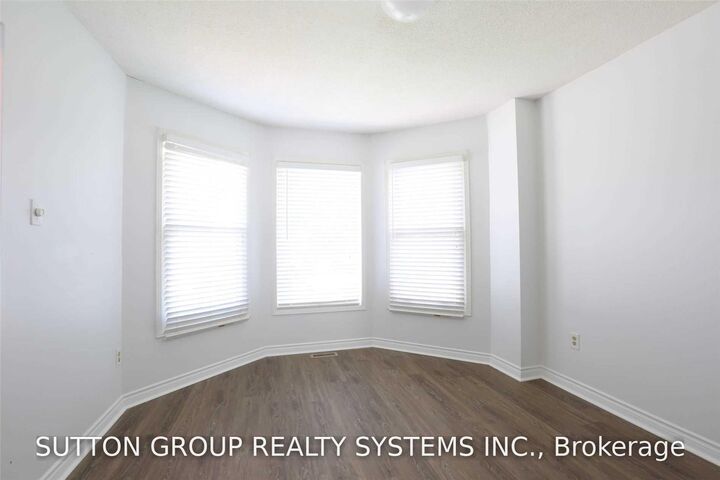 Property Photo: 6005 Tenth Line Upper ON L5N 5S6