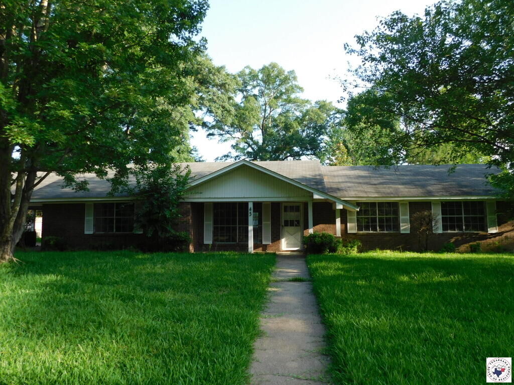 Property Photo:  45 Broadmoor  AR 71854 