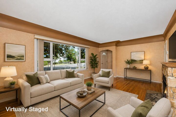 Property Photo: 3107 Harriet Rd BC V9A 1T7