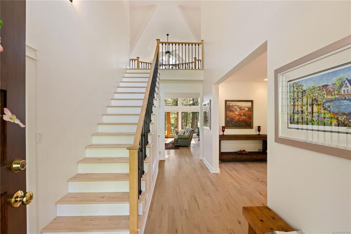 Property Photo: 1228 Garden Gate Dr BC V8M 2H6