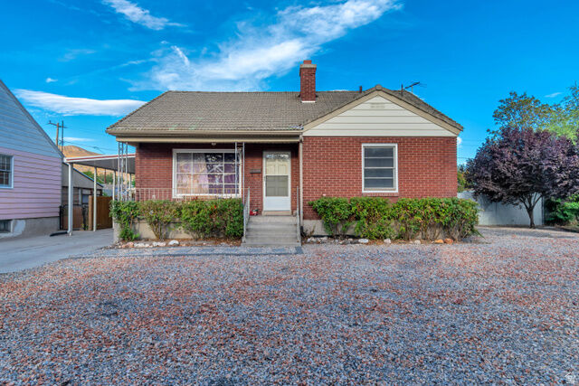Property Photo:  562 N 1000 W  UT 84116 