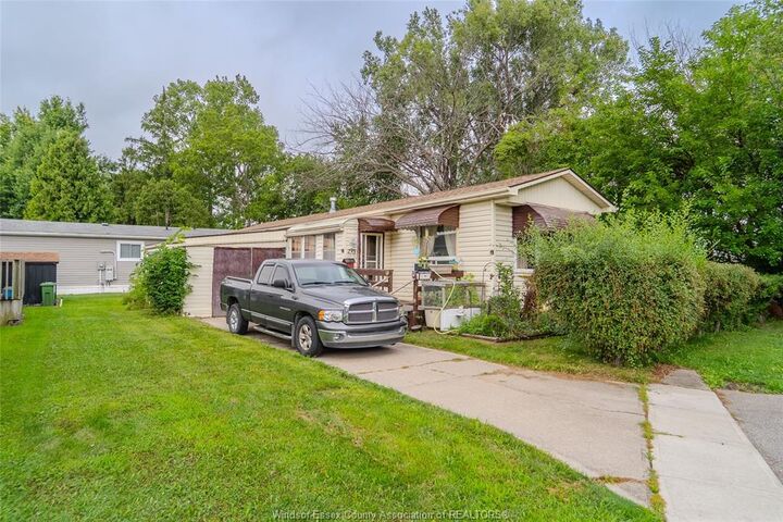 293 Forest Place — photo 1