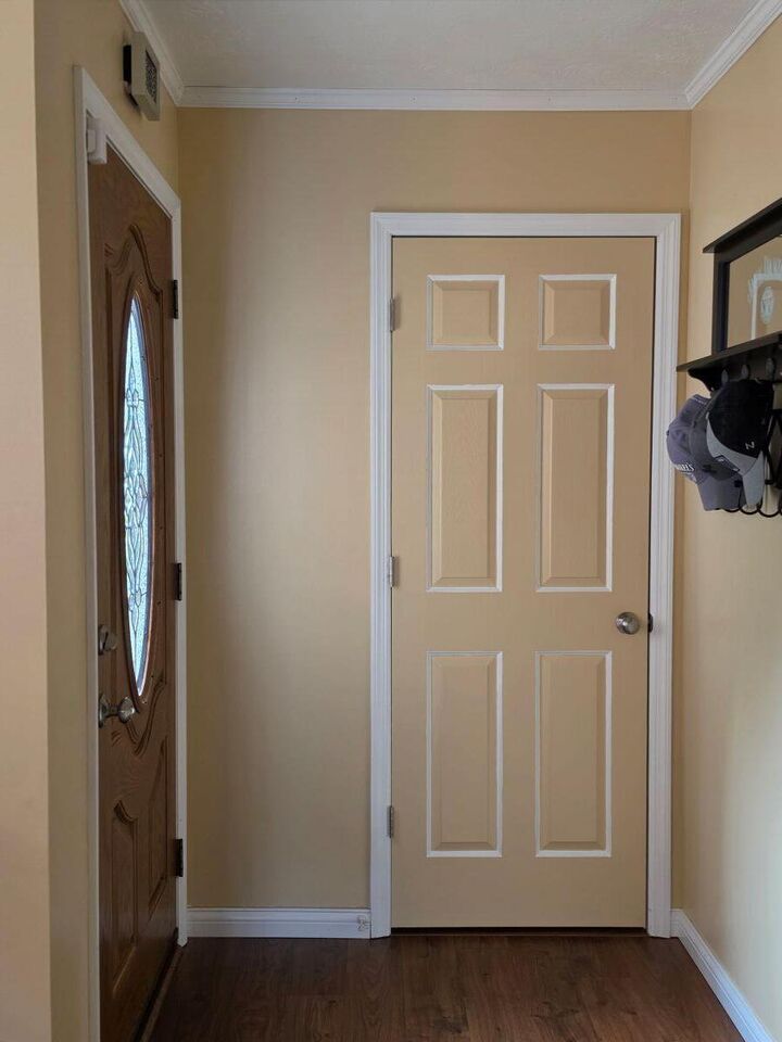 Property Photo: 6670 Middle Urbana Road OH 45502