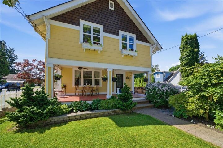 20590 Westfield Avenue — photo 1