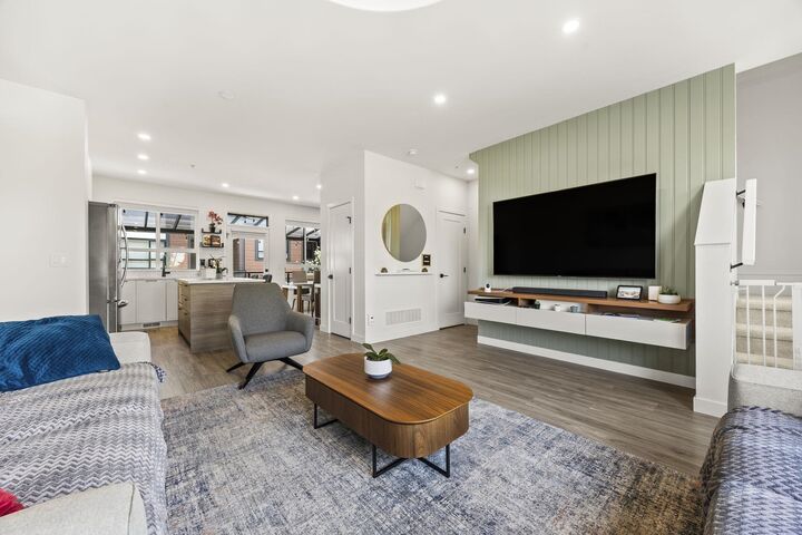 Property Photo: 20150 81 Avenue 15 BC V2Y 3L8