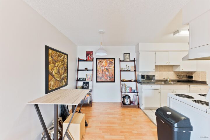 Property Photo:  230 Mowat Street 210  BC V3M 4B2 