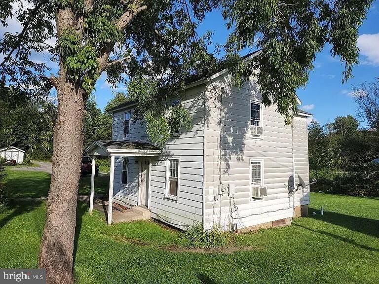 Property Photo:  826 Miriam Street  PA 16671 