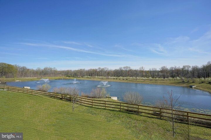 Property Photo:  21 Turin Way  NJ 08054 