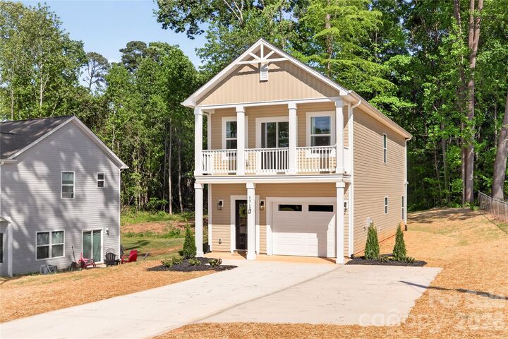 Property Photo: 150 Hansard Drive NC 28214