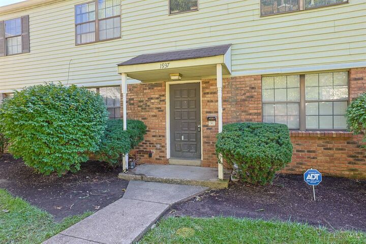 Property Photo:  1937 Chaucer Drive  OH 45237 