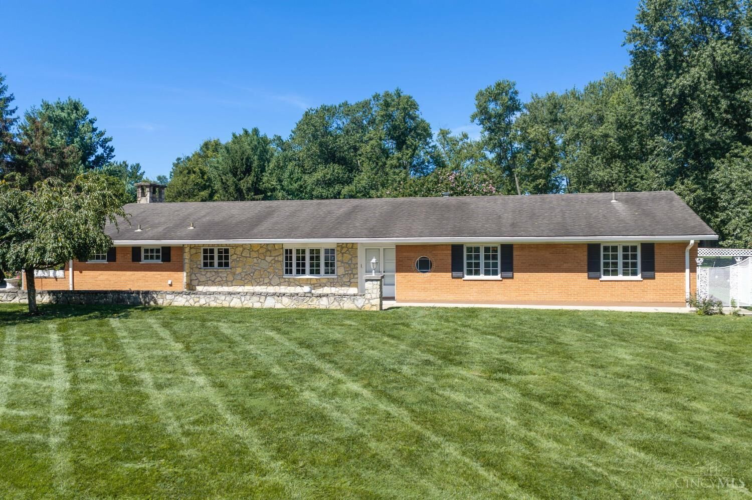Property Photo:  3105 N Whitetree Circle  OH 45236 