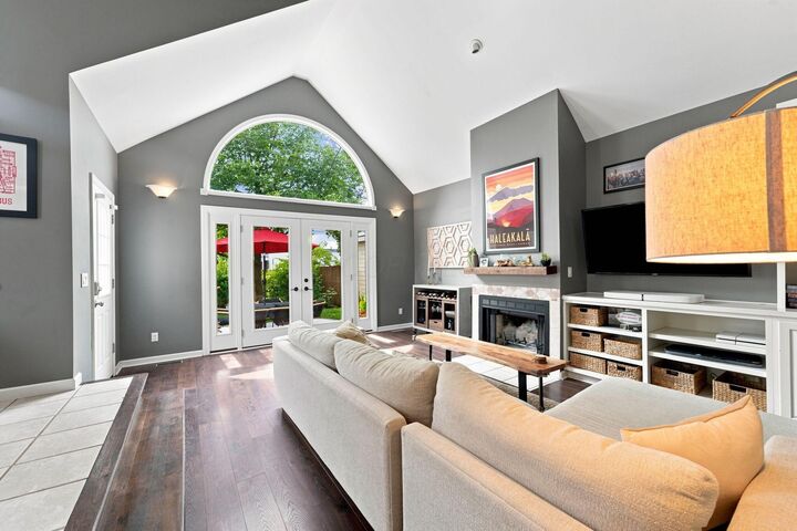 Property Photo: 557 Fallis Road OH 43214