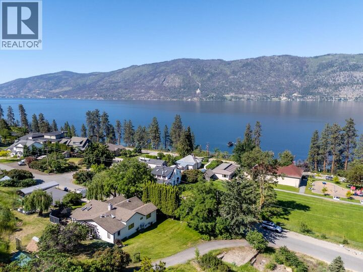 Property Photo:  11263 Maddock Avenue  BC V4V 2J7 
