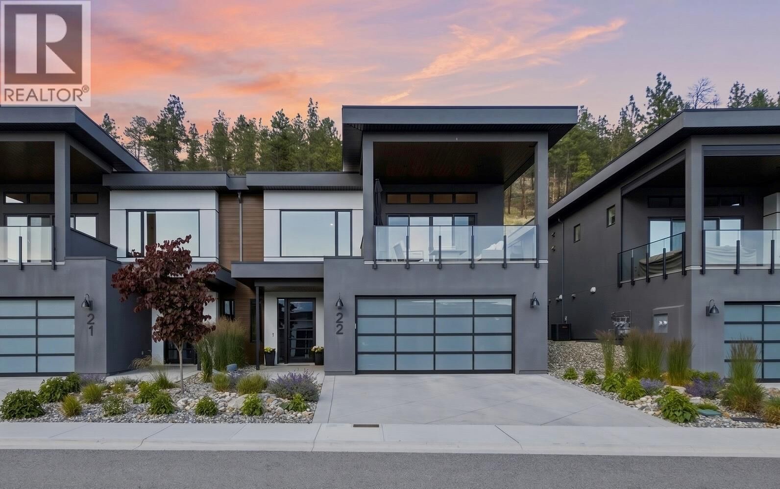 Property Photo: 9201 Okanagan Centre Road West 22 BC V4V 0B8