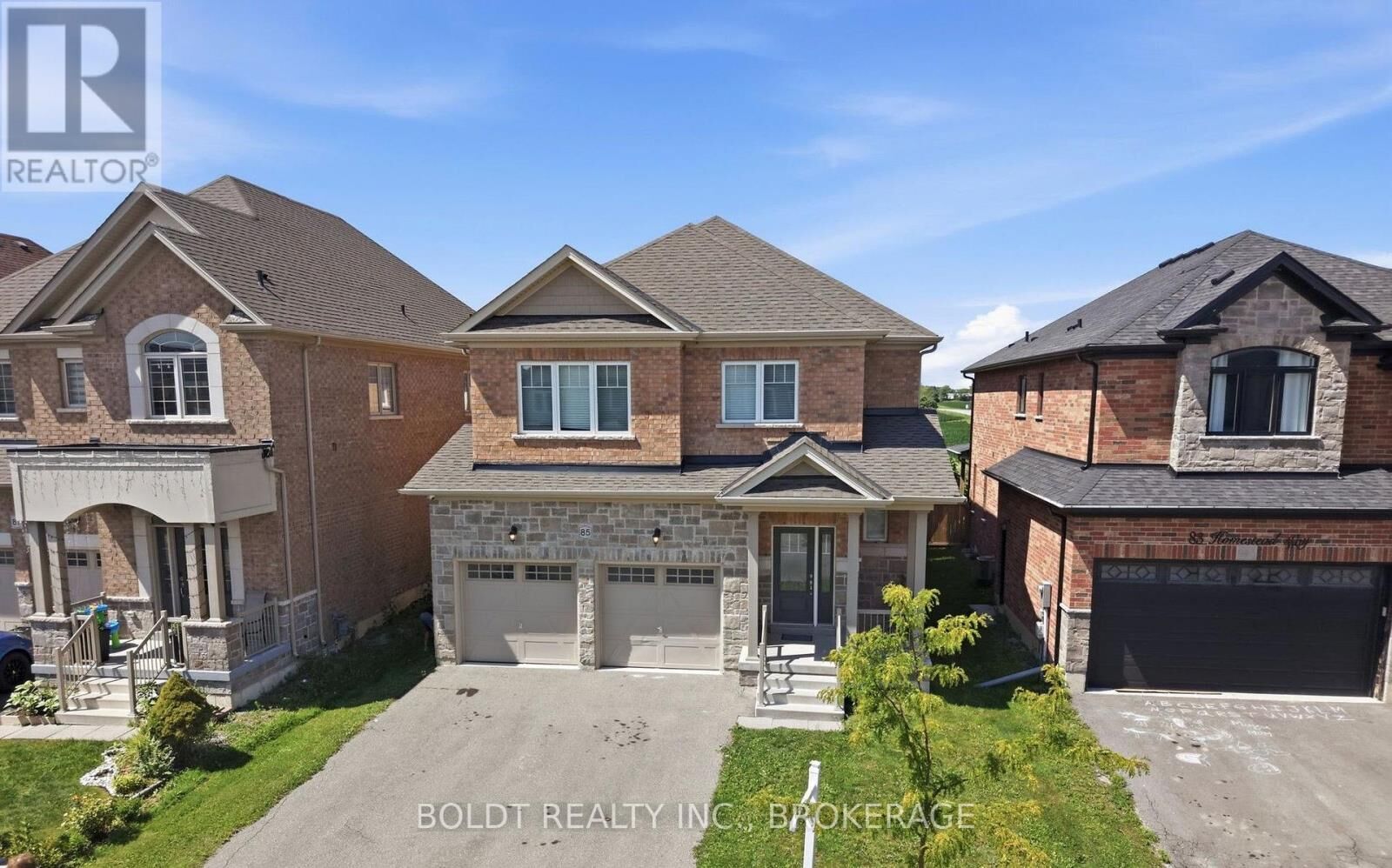 Property Photo:  85 Homestead Way  ON L2V 0J8 