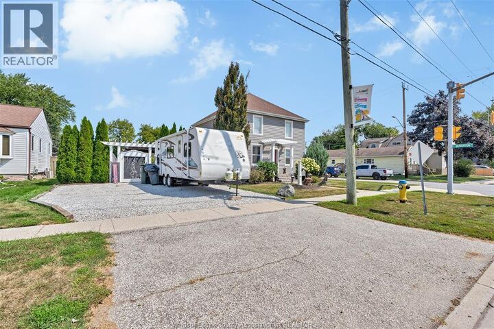 Property Photo: 858 Lesperance ON M8N 1W7