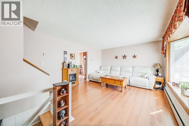 Property Photo:  5122 Colbourne Drive  ON N8T 1T8 