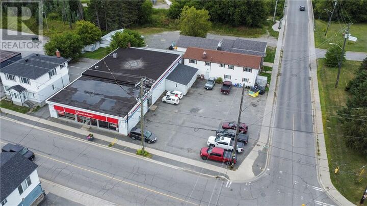 12 Main Street — photo 1
