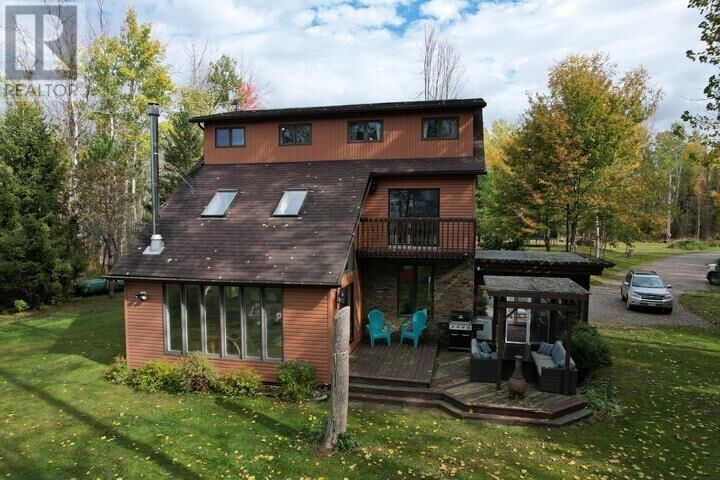 200 Watson Rd — photo 1