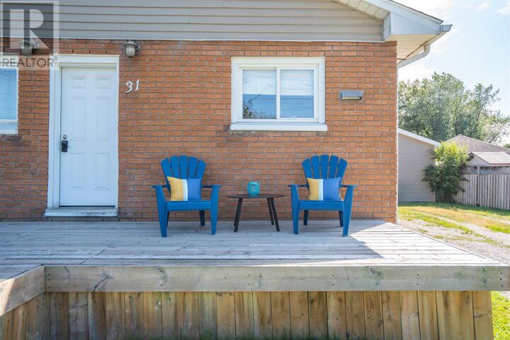 Property Photo: 31 East Balfour St ON P6C 1W9