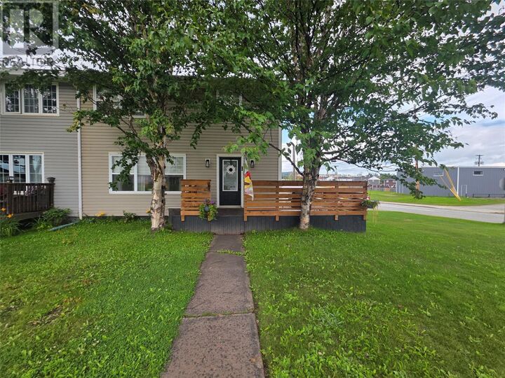 501 Bartlett Drive — photo 1
