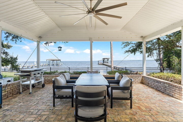 Property Photo:  6728 E Bay Boulevard  FL 32566 
