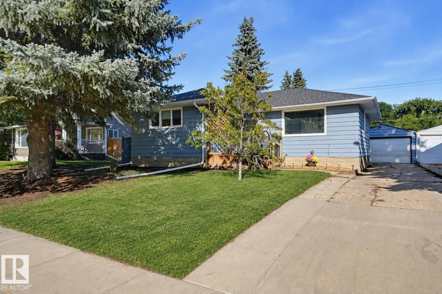 Property Photo: 9127 149 Street NW AB T5R 0A6