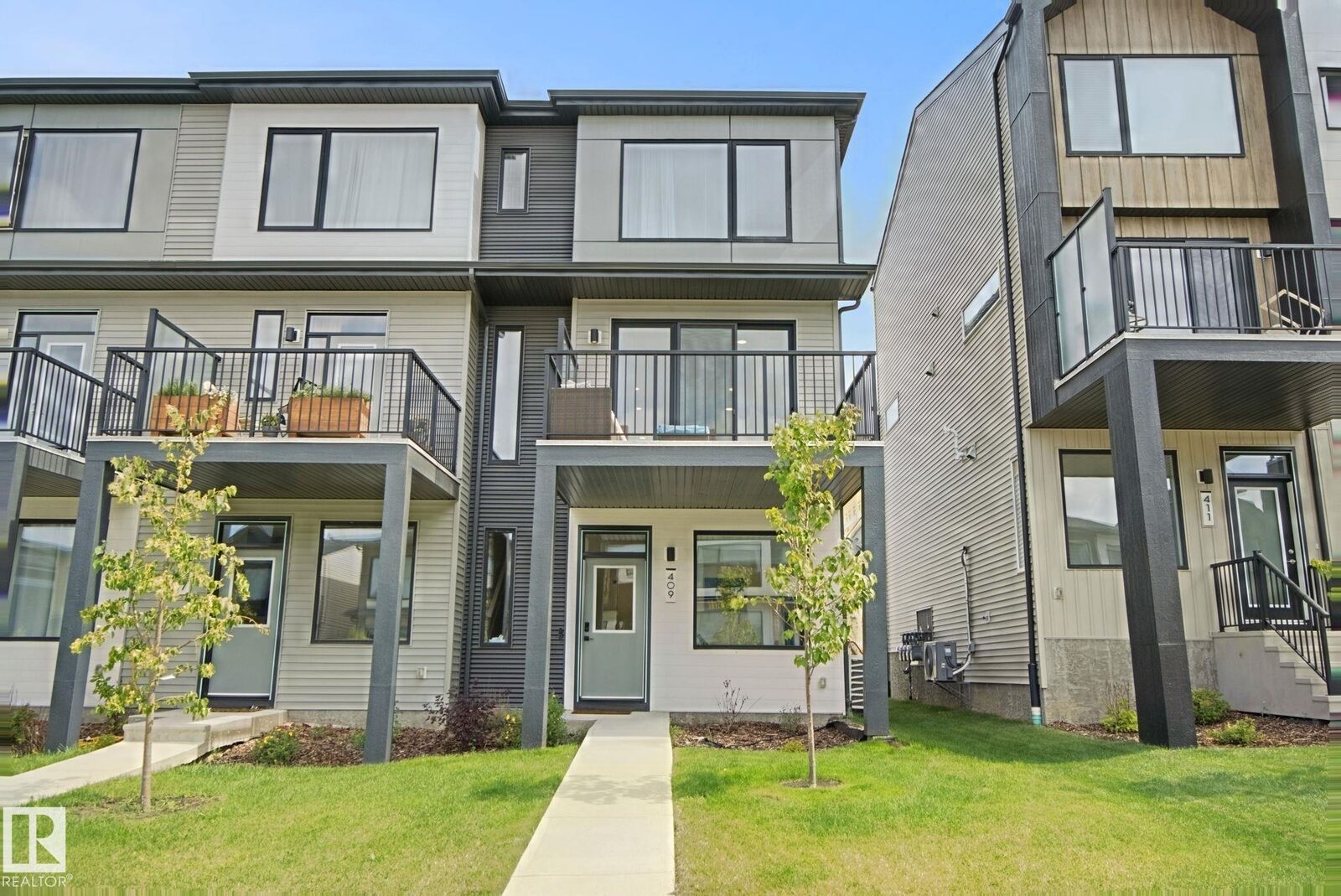 Property Photo: 409 32 Street SW AB T6X 3C8