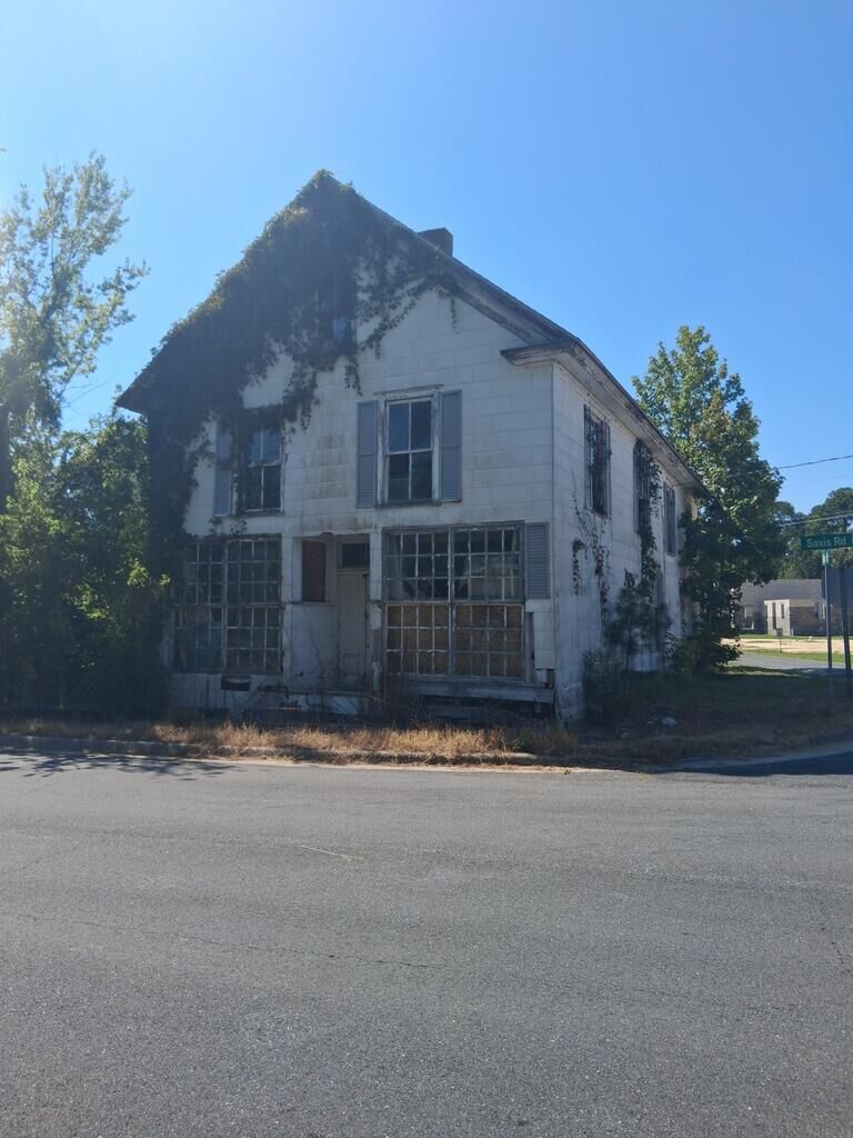 Property Photo:  23467 Saxis Rd  VA 23426 