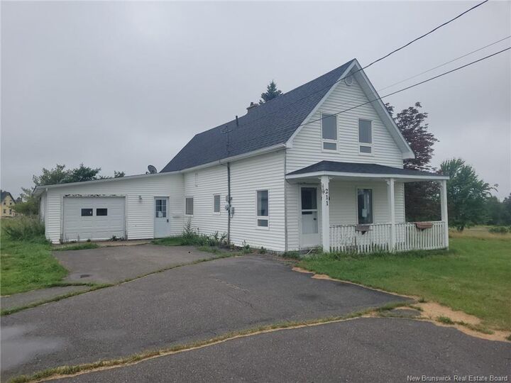 211 Chemin Theriault — photo 1