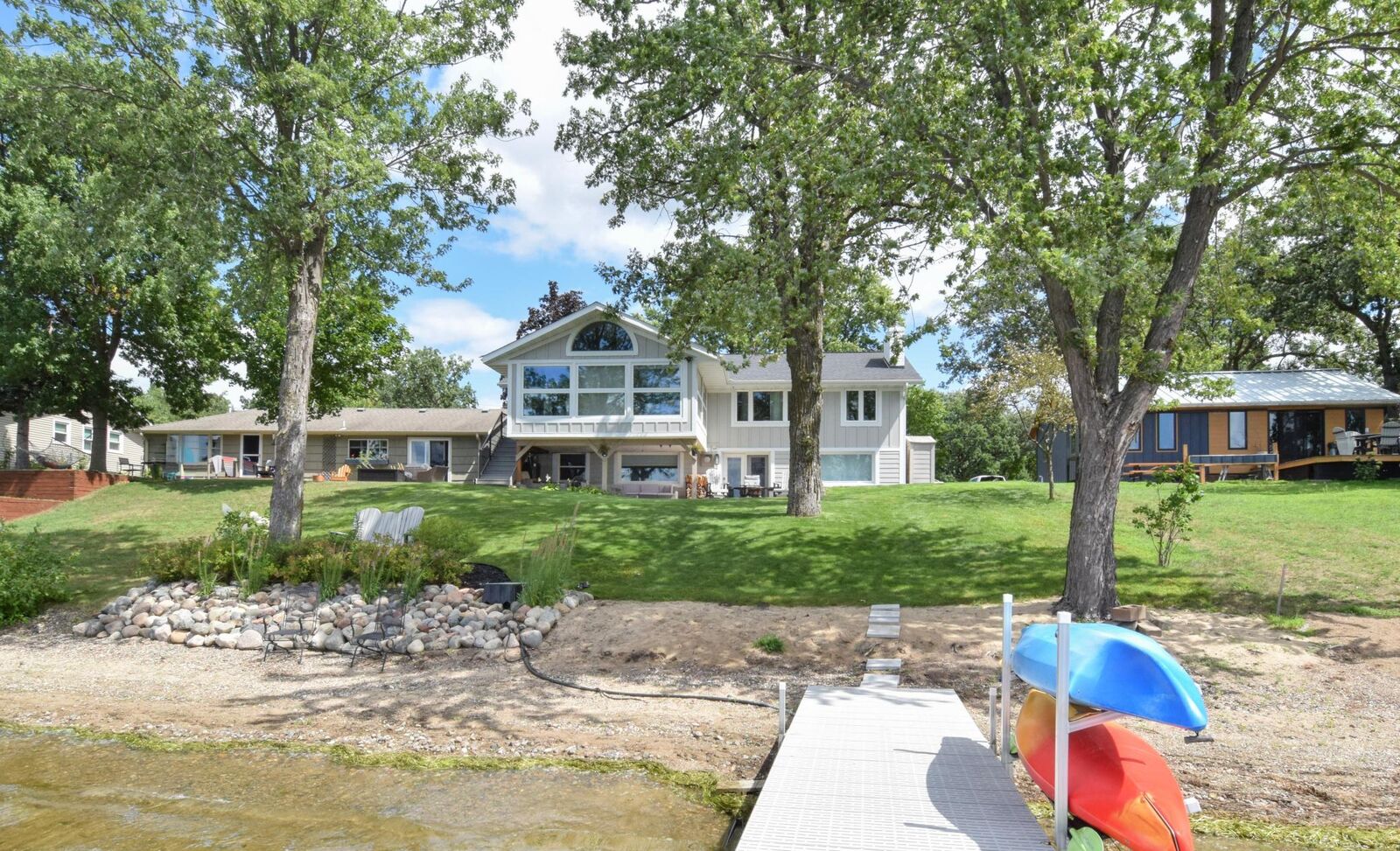 Property Photo:  421 Shoreacres Drive  MN 55309 