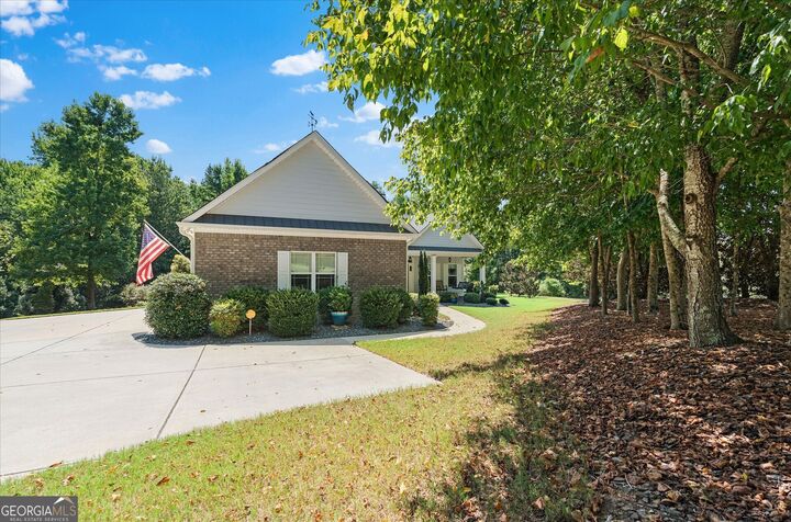 Property Photo: 212 Overlook Way GA 30117