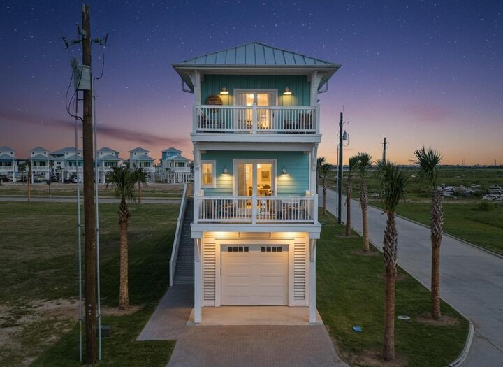 Property Photo: 805 Bikini Street TX 77650