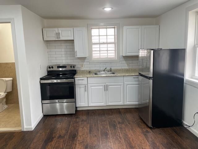 Property Photo:  20 Rock St 3  NJ 07306 