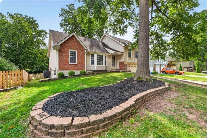 Property Photo:  9033 Greenway Lane  KS 66215 