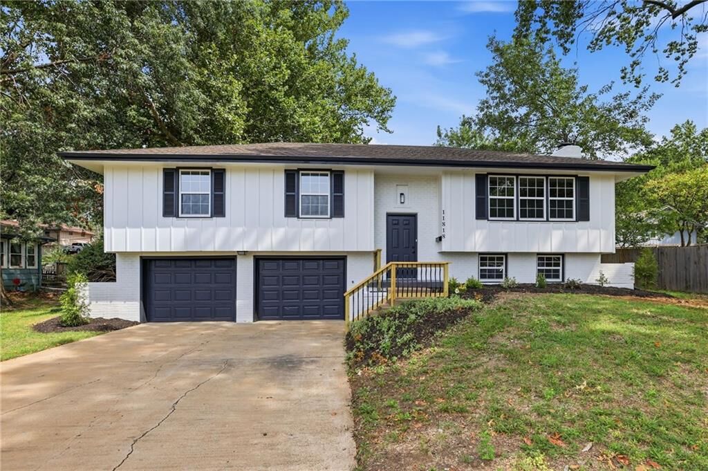 Property Photo:  11818 E 62nd Terrace  MO 64133 