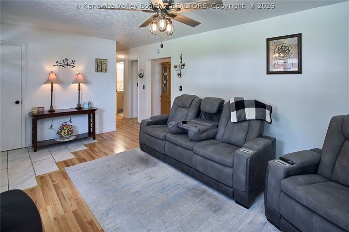 Property Photo: 106 Savilla Lane WV 25312
