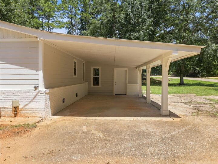 Property Photo:  1515 N Ann Street  AL 36024 