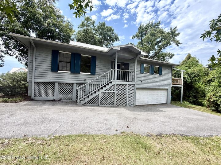 Property Photo:  1523 Albacore Drive  MS 39553 