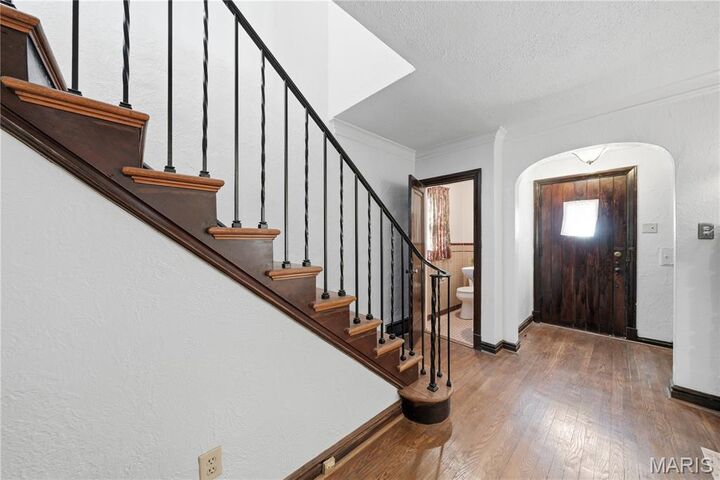 Property Photo: 7405 Huntington Drive MO 63121