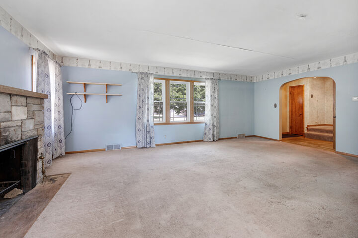 Property Photo: 410 E Main Street IL 60135