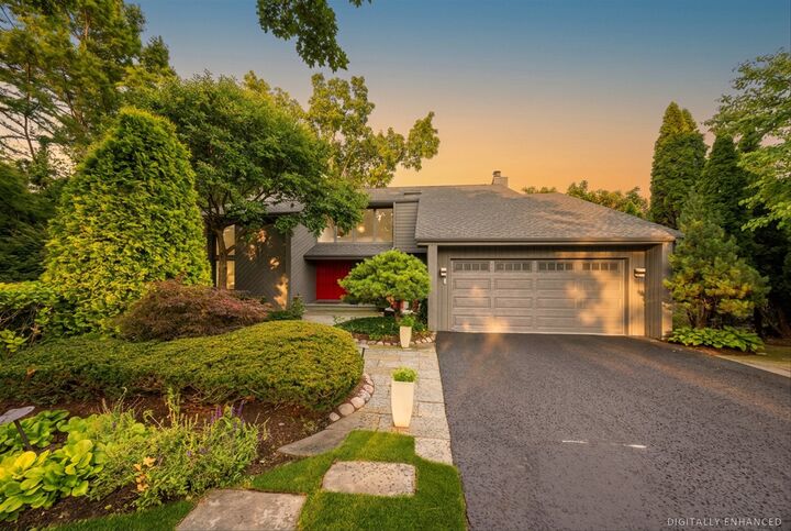 Property Photo:  11515 Burr Oak Lane  IL 60527 
