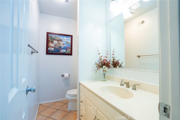 Property Photo:  2104 Raymond 4  CA 91001 